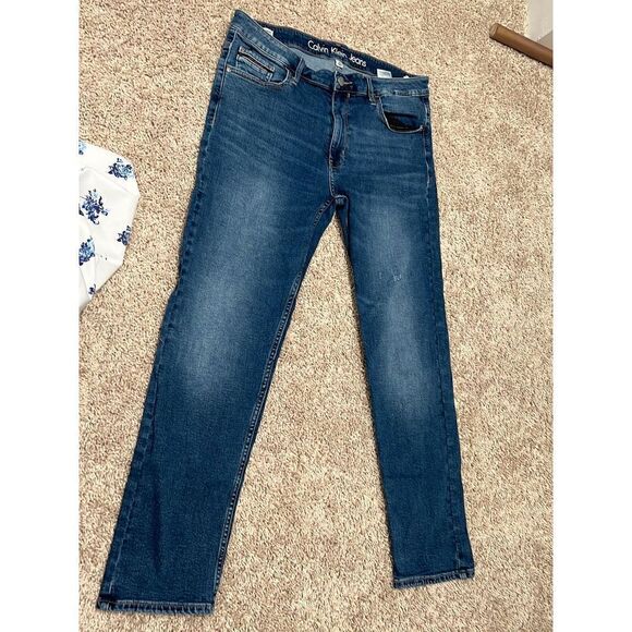 Calvin Klein Slim Boyfriend Jeans Med Wash size 31 - Picture 4 of 5